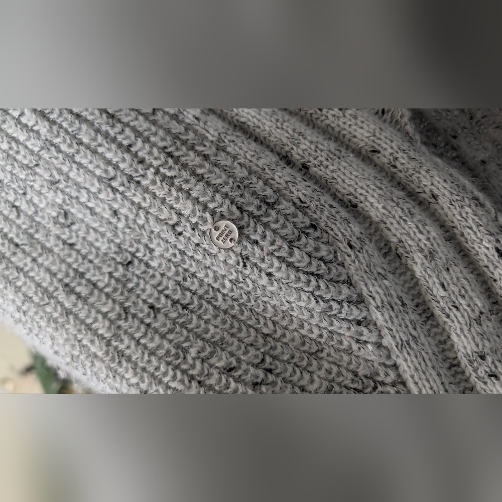 Point Zero Grey Ribbed Sweater XL *FLAW* - Picture 4 of 10